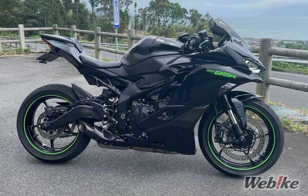 Detalles bien pensados: KAWASAKI ZX-25R Custom