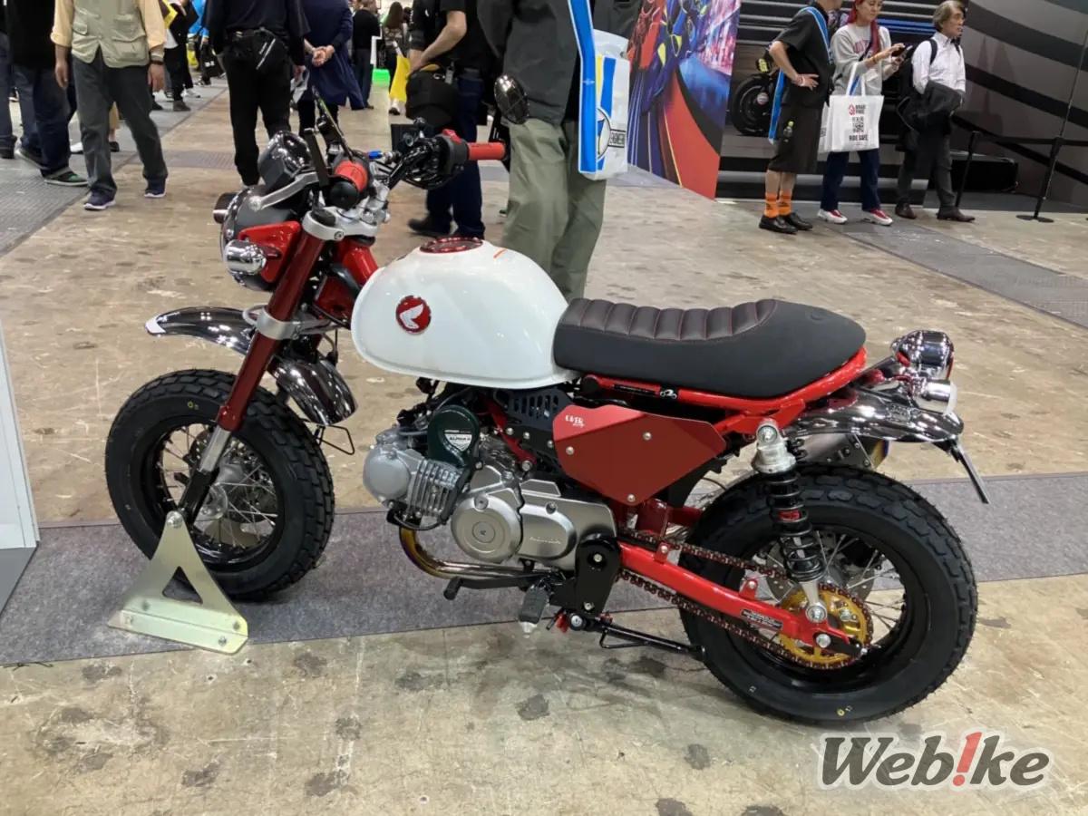 Monkey 125 customized by PLOT with parts on the market from many manufacturers (2)
