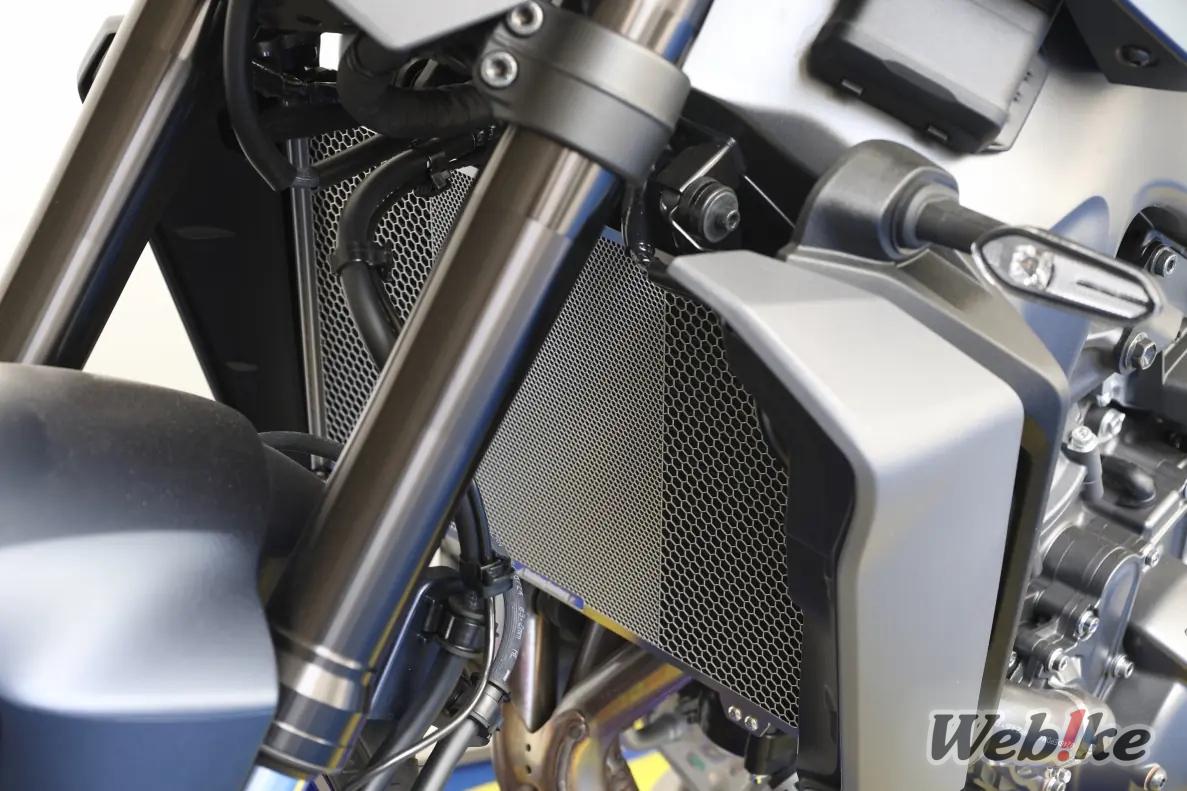 Etching Factory Radiator Core Guard equipped on YAMAHA MT-09